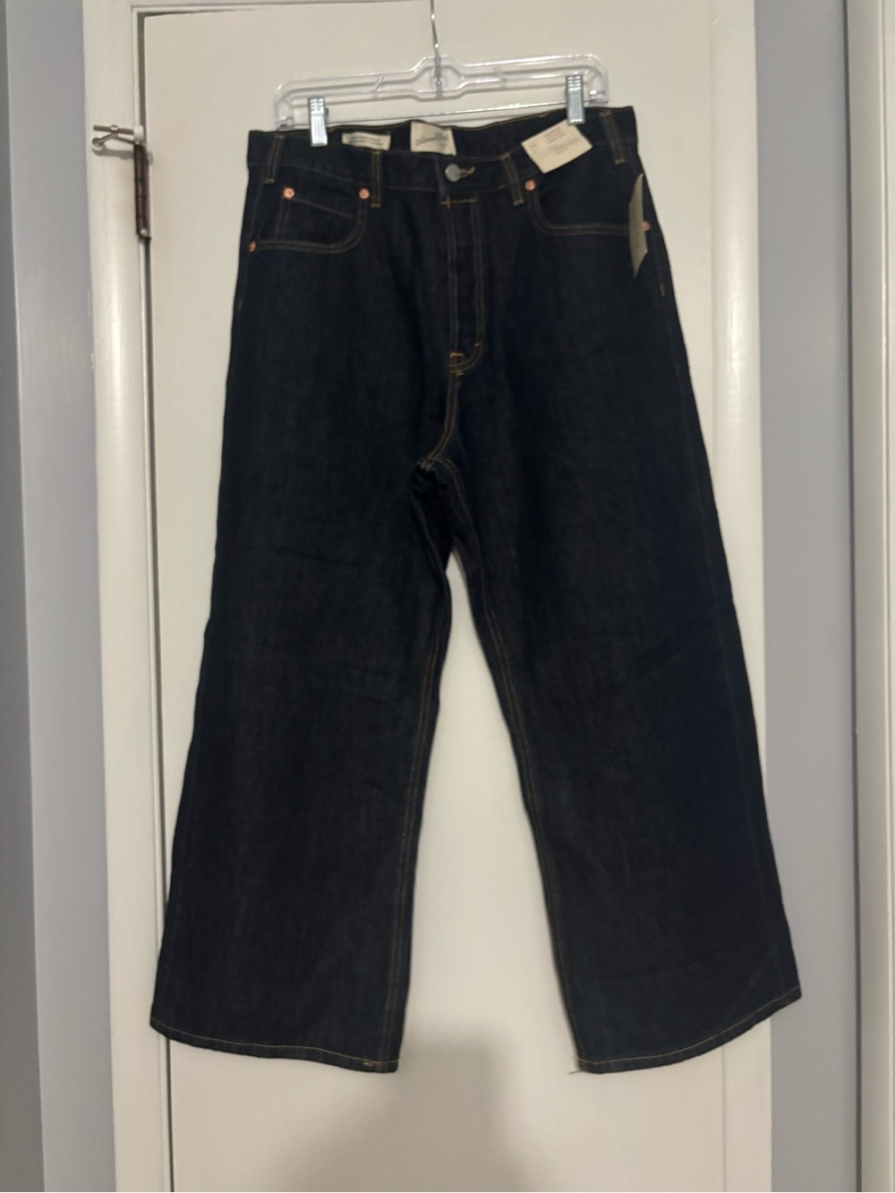 Universal Thread Dark Blue Wide-Leg Jeans